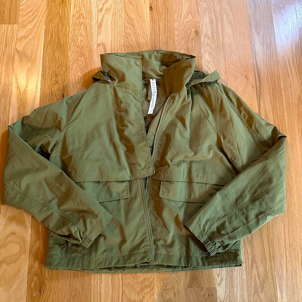Lululemon Always Effortless Jacket Green Size 8